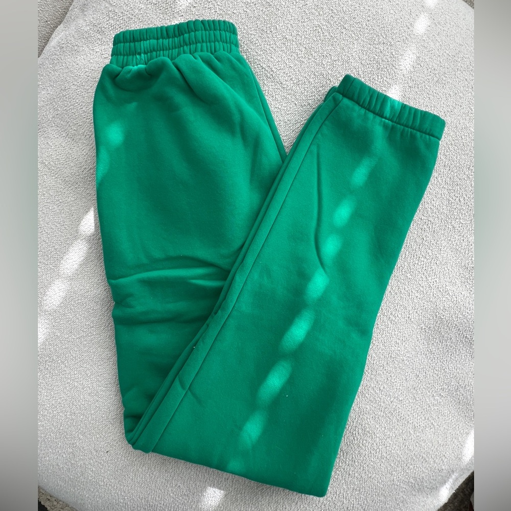 Meshki Sweatpants
